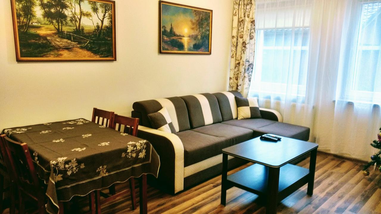 Pokoje Sylwia Z Aneksami Kuchennymi W Kazdym Pokoju Ustron Bagian luar foto