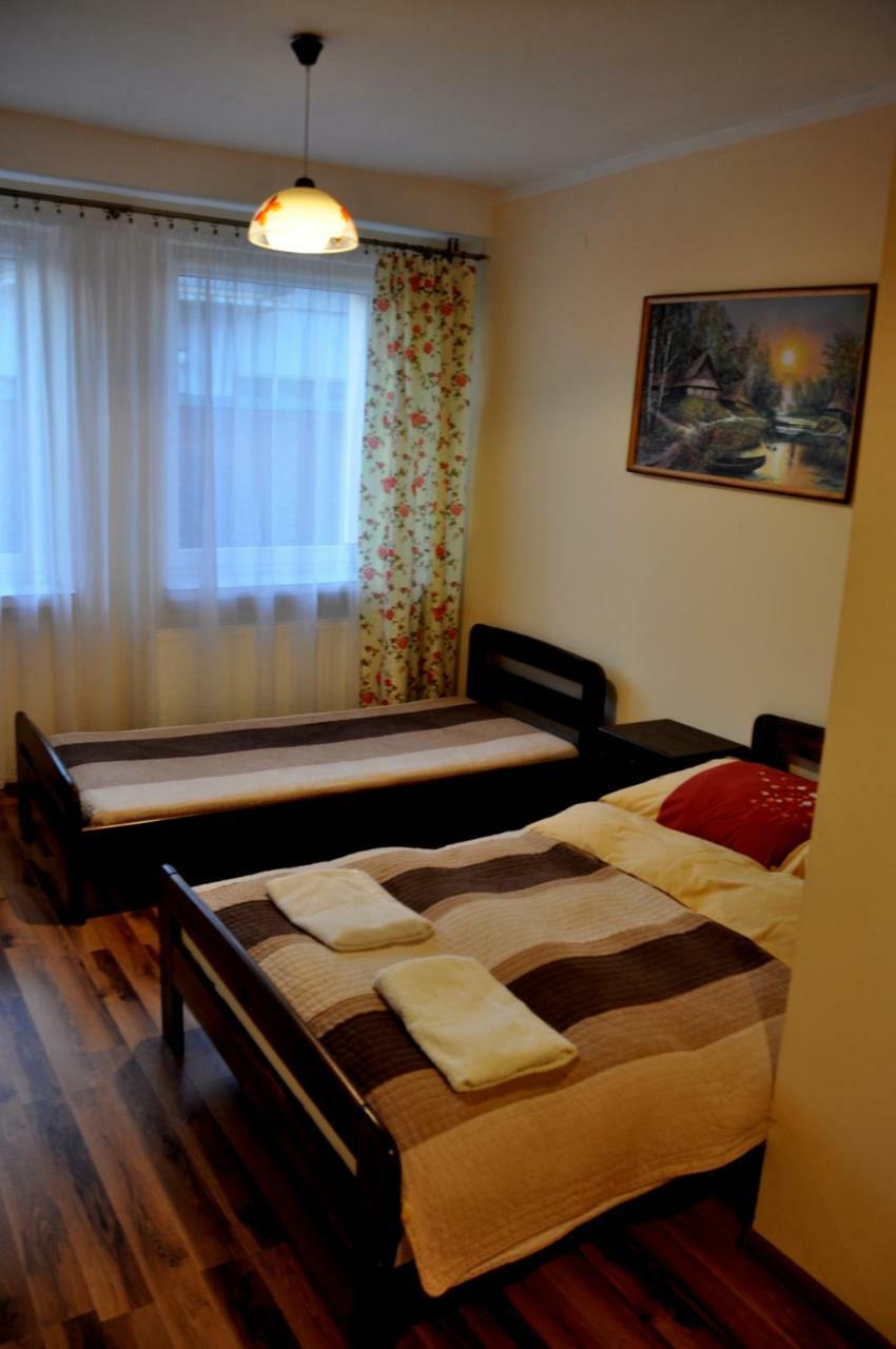 Pokoje Sylwia Z Aneksami Kuchennymi W Kazdym Pokoju Ustron Bagian luar foto